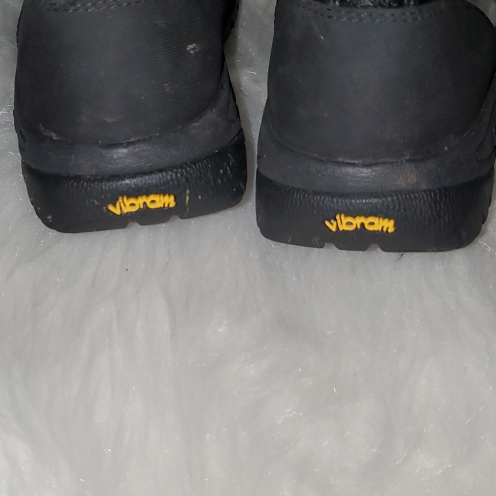 UGG S. 5 Black Leather & Blue Glitter Sides - Picture 13 of 16